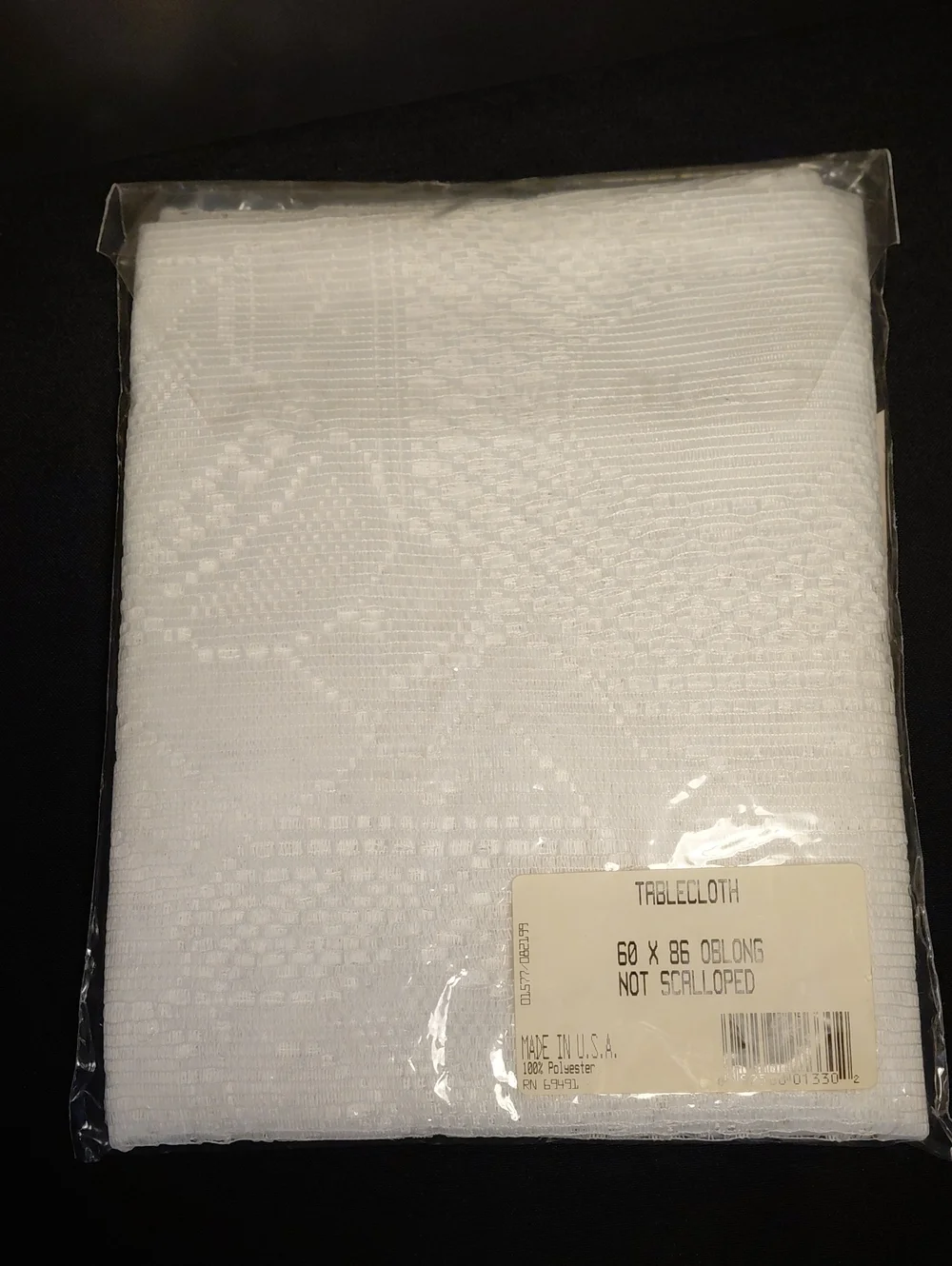 GARLAND LACE TABLECLOTH